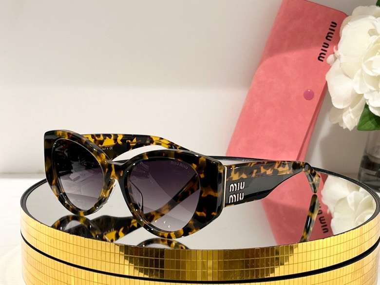 Picture of MiuMiu Sunglasses _SKUfw52342622fw